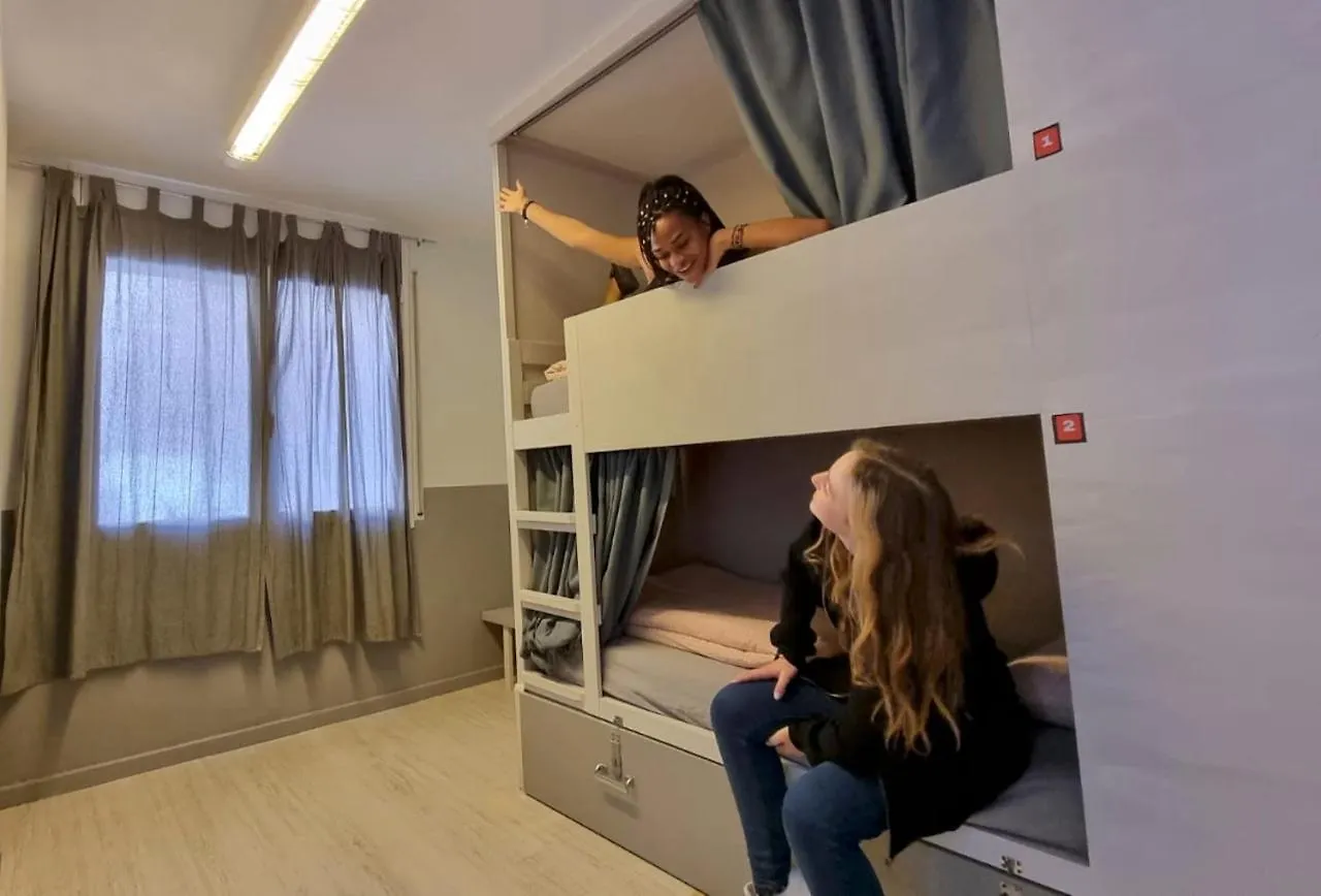 Hostel One Ramblas Barcelona