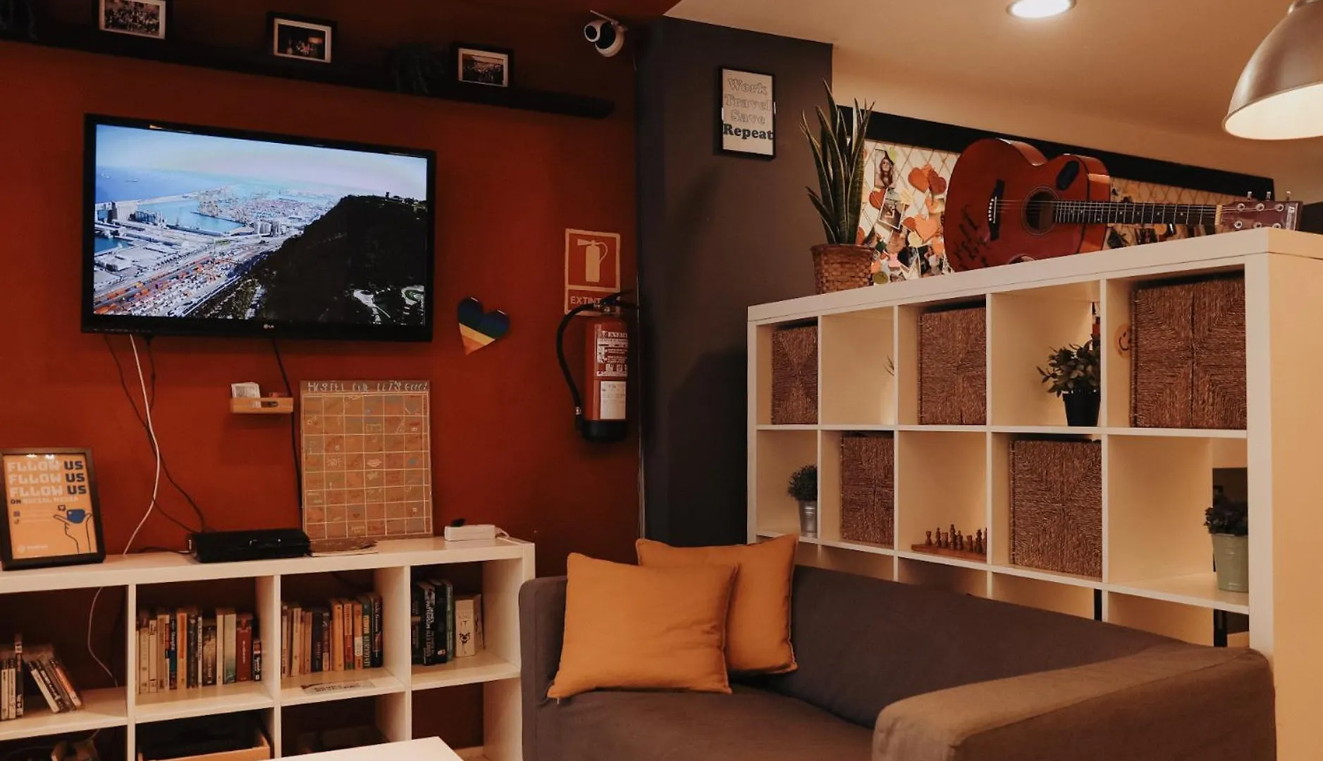 Onefam Ramblas Barcelona Hostel