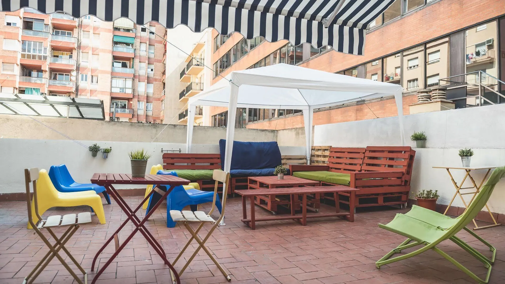 Hostel Onefam Ramblas Barcelona Spanje